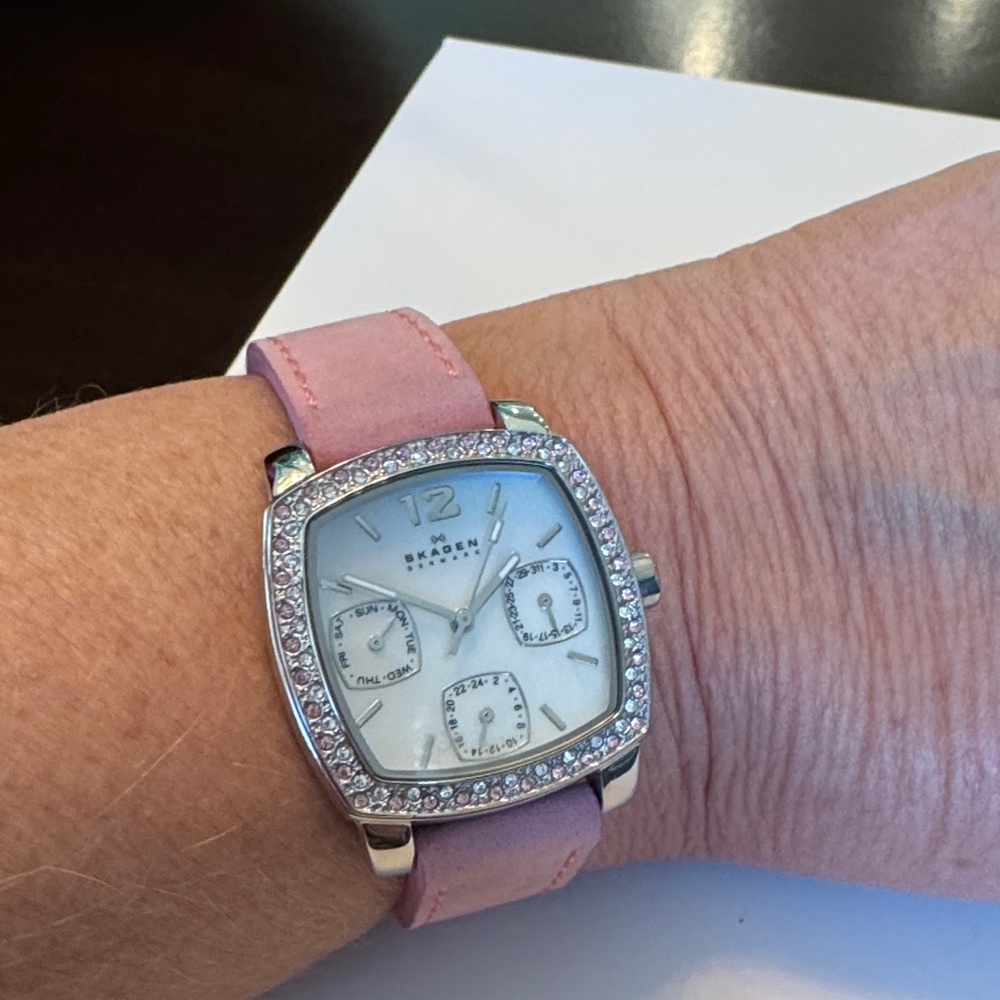 Skagen Silver and Pink Smartwatch